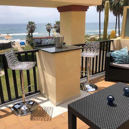 Beachfront Apartment - Sea Views - Μαρμπέλλα Εξωτερικό φωτογραφία