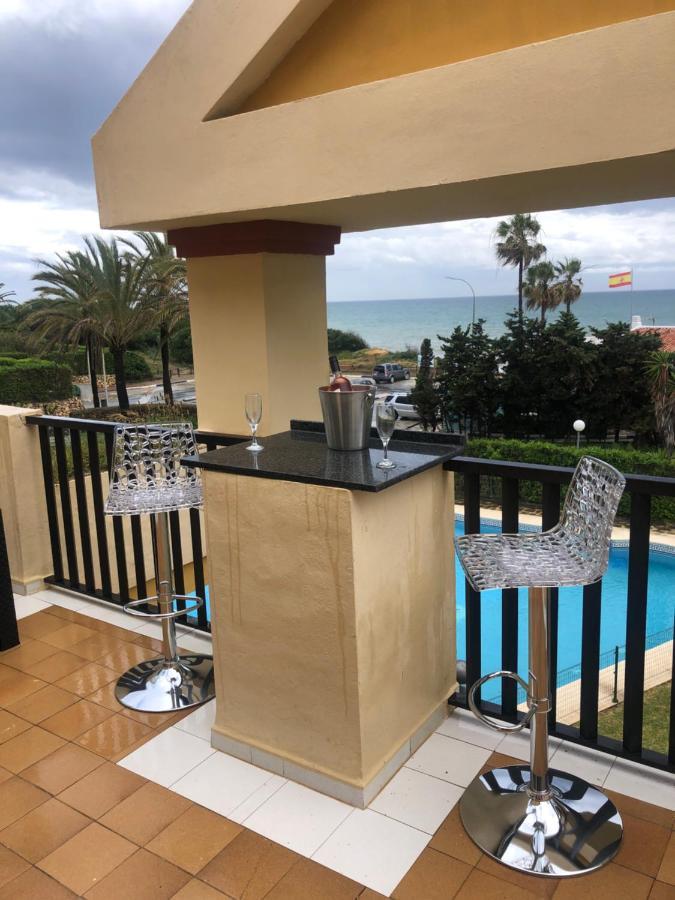 Beachfront Apartment - Sea Views - Μαρμπέλλα Εξωτερικό φωτογραφία