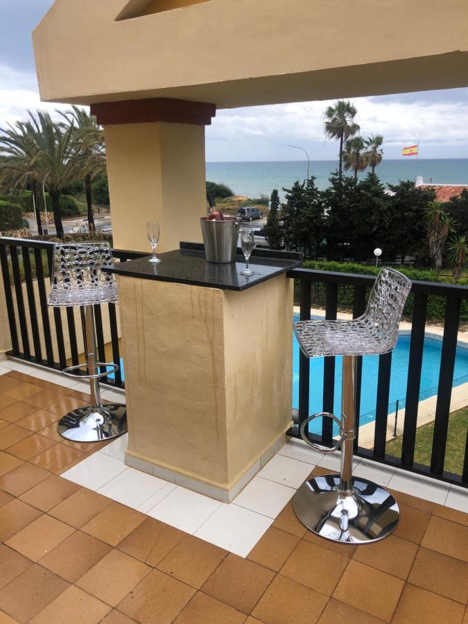 Beachfront Apartment - Sea Views - Μαρμπέλλα Εξωτερικό φωτογραφία